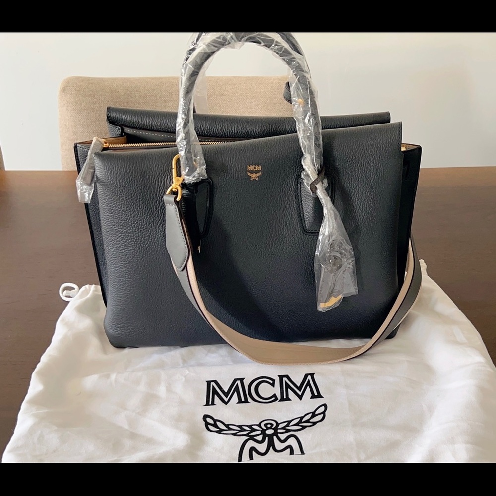 MCM Grained Calfskin Medium Milla Tote